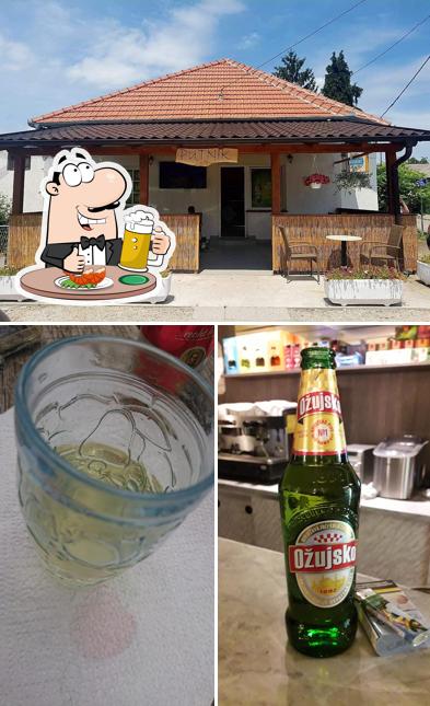 Caffe bar "Putnik"