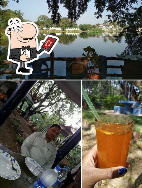 Look at the photo of Amarpali Cafeteria