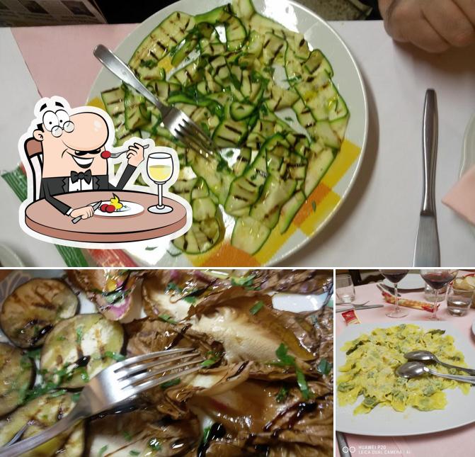 Cibo al Trattoria Cavallino