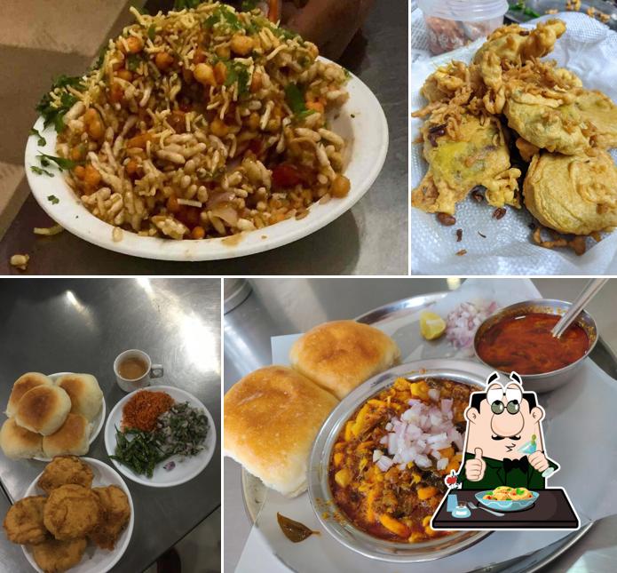 Food at Joshi Wadewale
