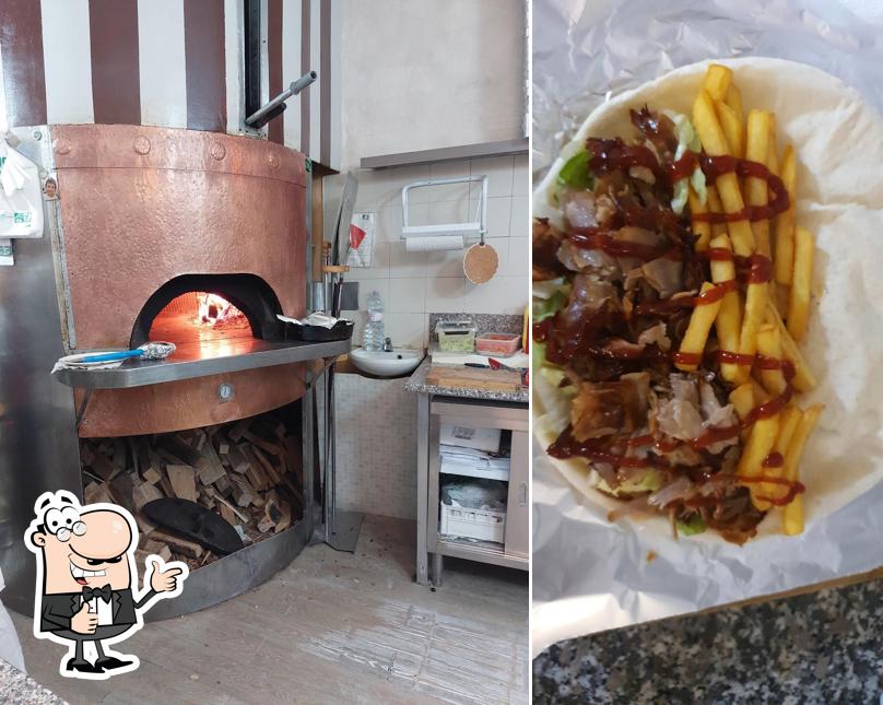 Guarda la immagine di Pizzeria Le Piramidi