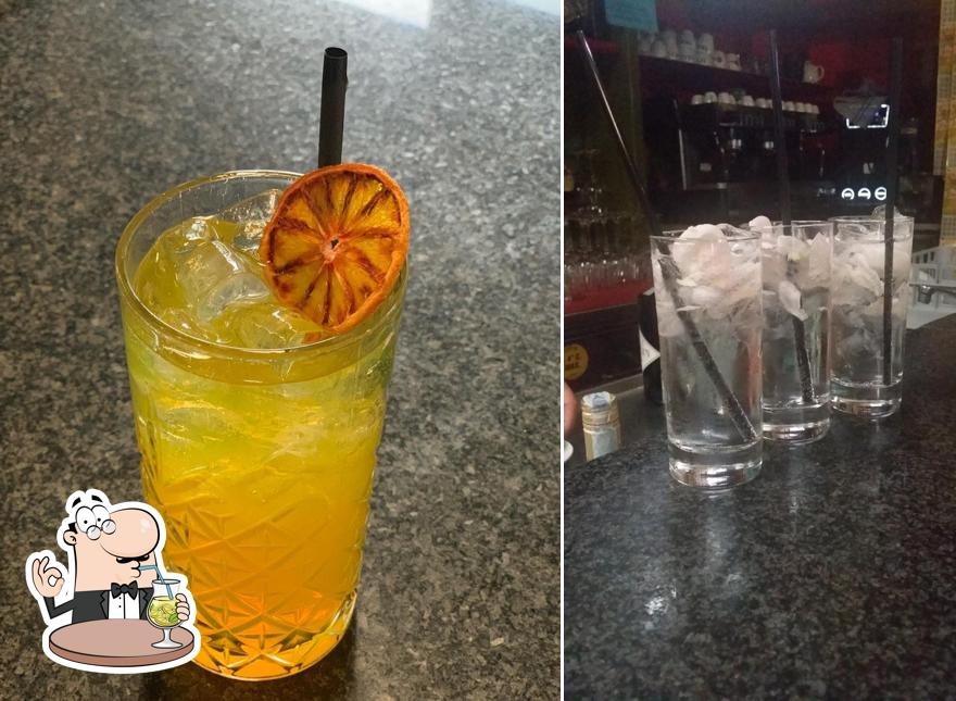 Prenditi un drink dal menu