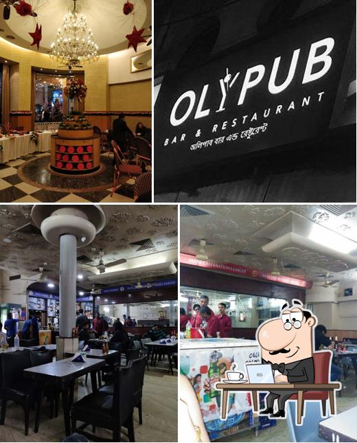 The interior of Olypub