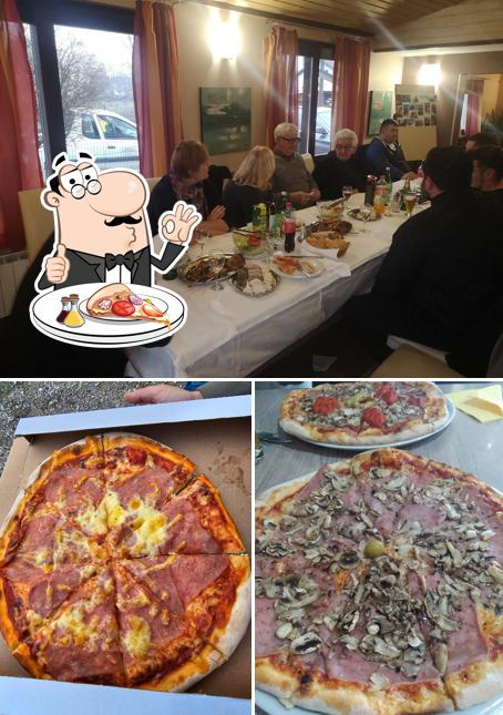 Ordina una pizza a Bistro Palir