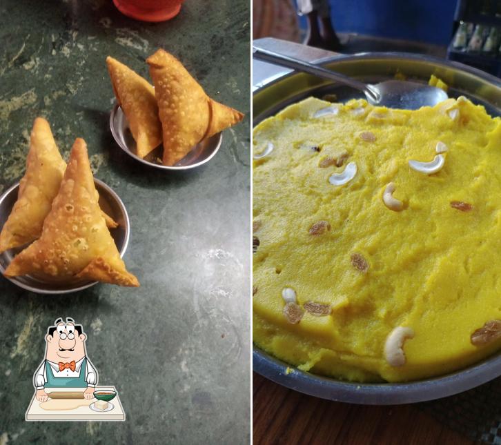 Samosa at Hotel Mahalaxmi (Snacks & beverages)