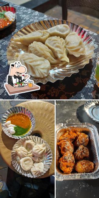 Food at Vishal Tandoori Momos