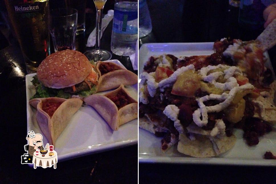 Platos en La Esquina - O bar más fueda da Lapa