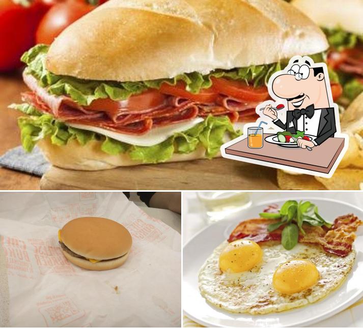 Cibo al McDonald's Casalecchio di Reno Mall