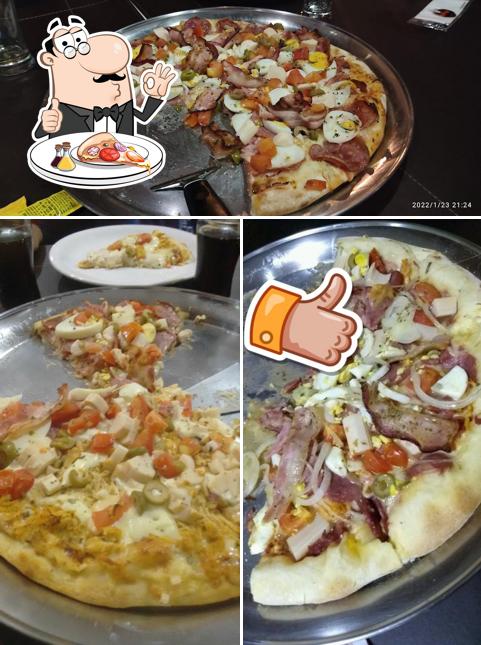 Escolha pizza no Mega Pizza