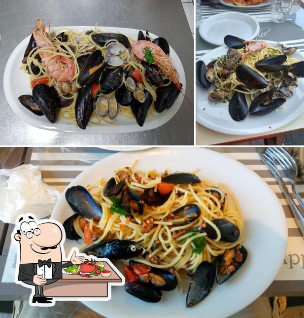 Prenditi la cucina di mare a Rosticceria Trattoria Millevoglie