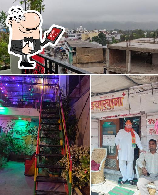 Look at the pic of nirvana rooftop Tibetan Kitchen