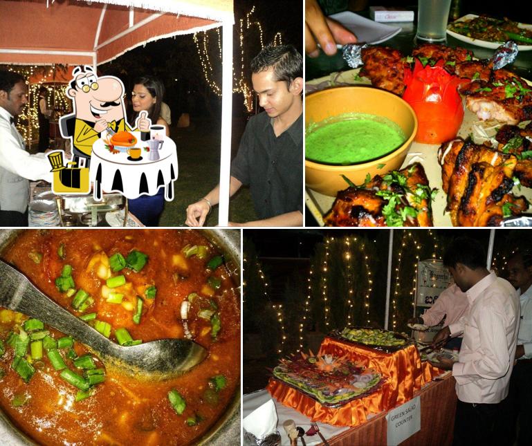 Meals at Bageecha Pan shop