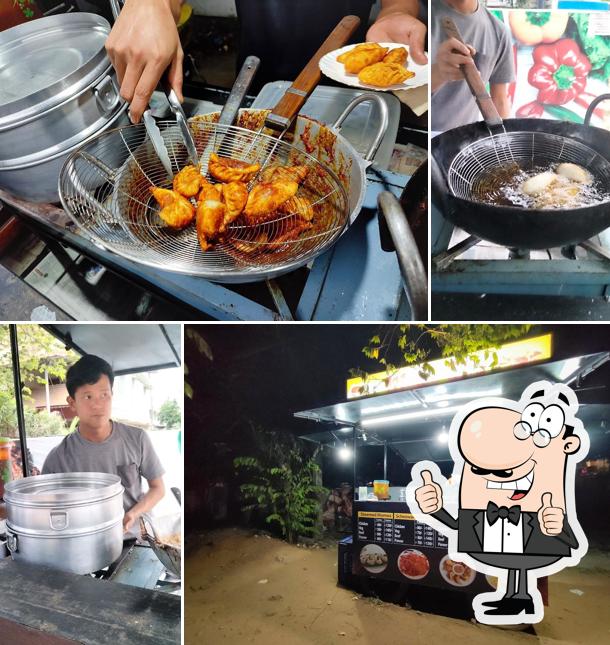 Look at the picture of Momo Hut
