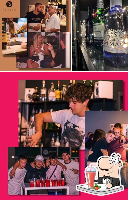 Goditi un drink a Berlin 42