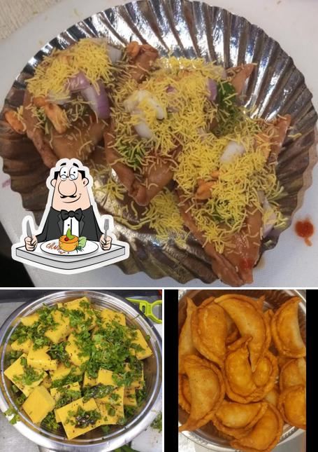 Meals at Gujju snacks house