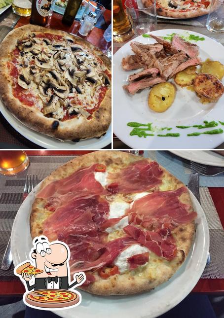 Ordina tra le molte varianti di pizza