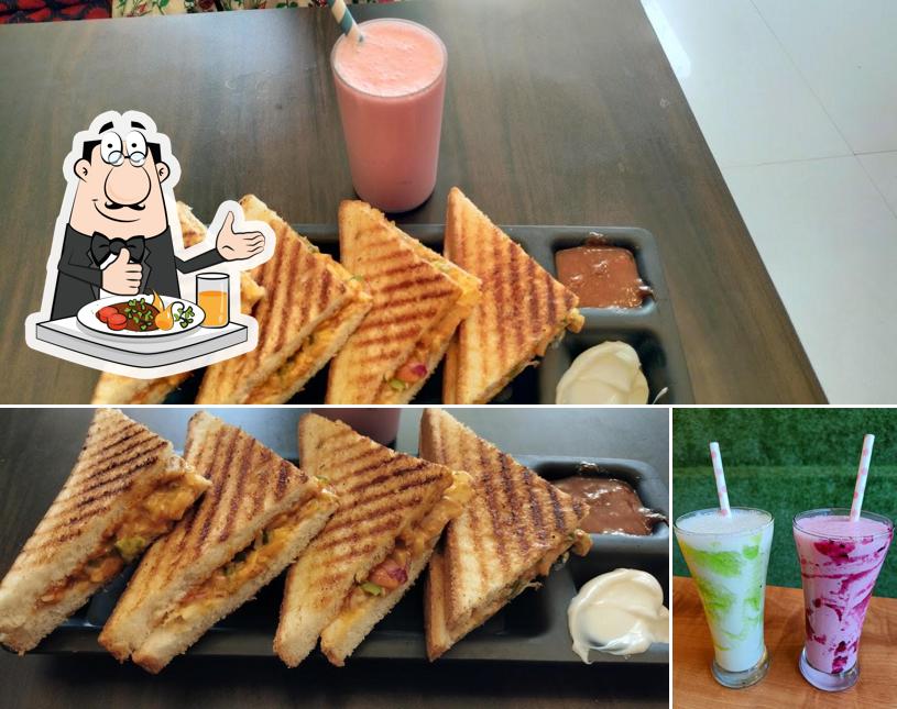 The picture of Fusion Grill cafe’s food and beverage