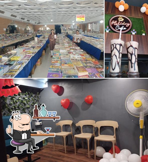 Check out how Cafe Holiday looks inside