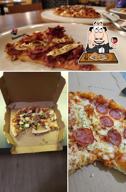 No Domino’s Pizza - Montes Claros, você pode degustar pizza