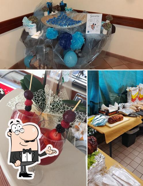 Tra le varie cose da Berny - Bar Excelsior si possono trovare la interni e dolce