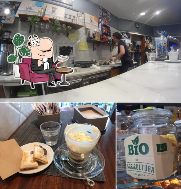 La immagine della interni e cibo di Caffetteria Orefici