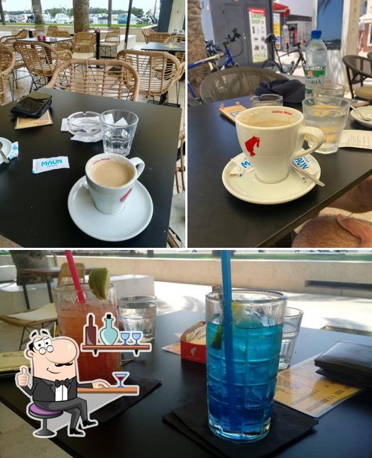 Gli interni di Caffe Bar Maun