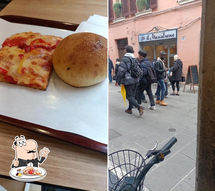 Ordina tra le molte varianti di pizza