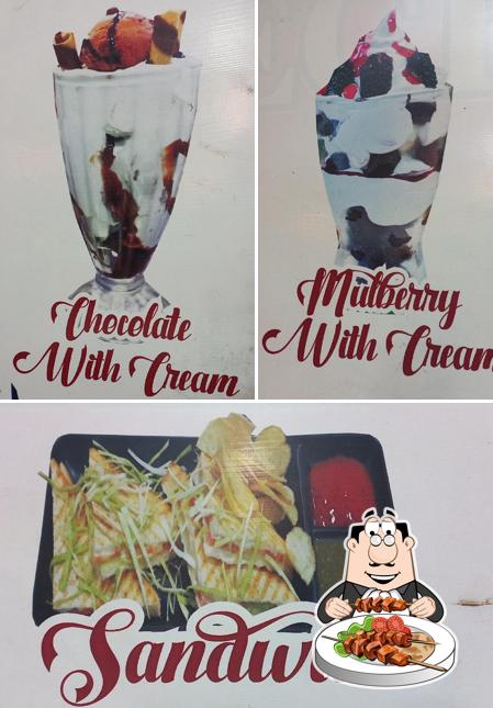 Food at Cream and Cafe