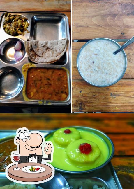Food at Dabba Garam- Kasarvadavli