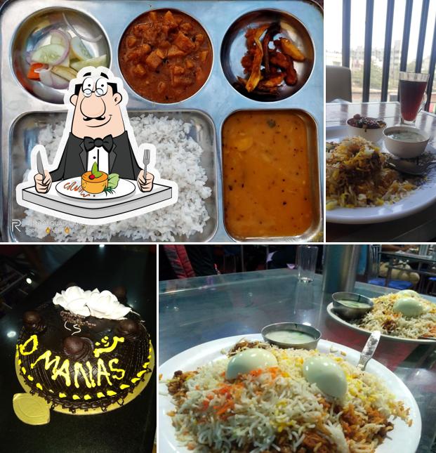Food at Old Scholars hotel