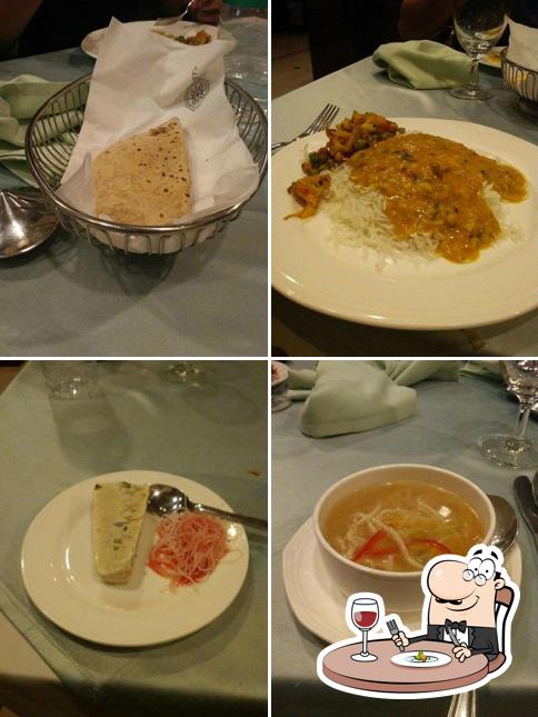 Food at The Palms