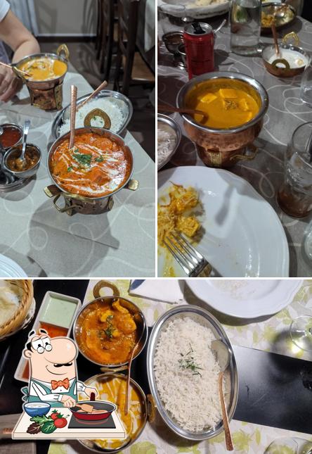 Pollo al curry al Kashmir Indian Restaurant & Pizzeria