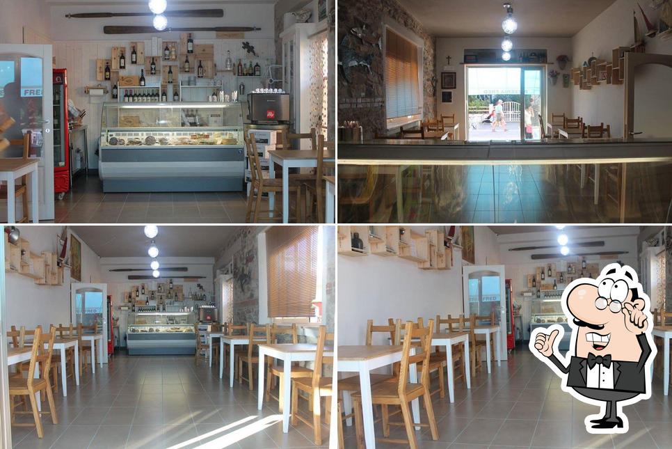 Dai un'occhiata agli interni di Risto/Pizzeria Fred Cecina Marina