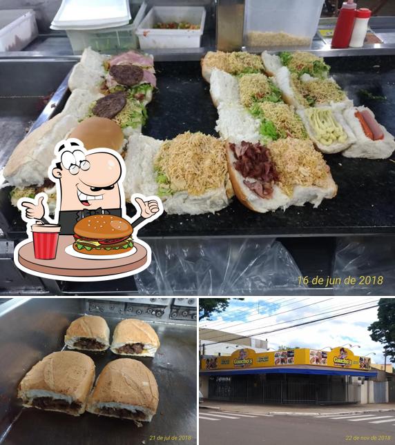 Os hambúrgueres do Gaucho's Lanches Mauá irão saciar uma variedade de gostos