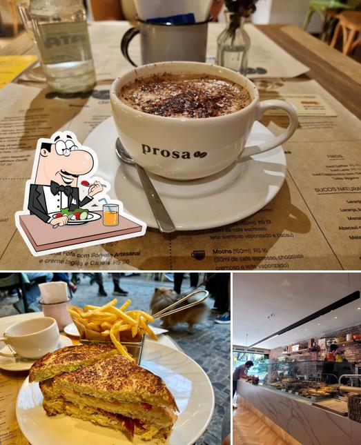 Confira a imagem ilustrando comida e interior no Fofo de Belas - Padaria & Brunch