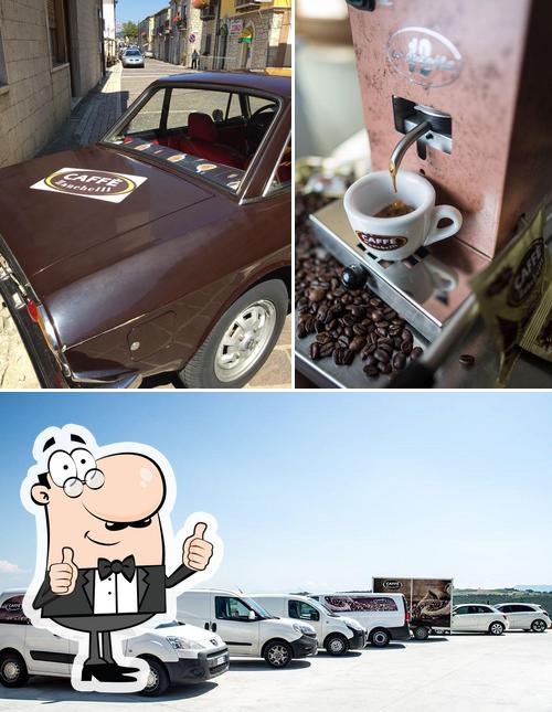 Vedi questa foto di Zanchelli Caffè