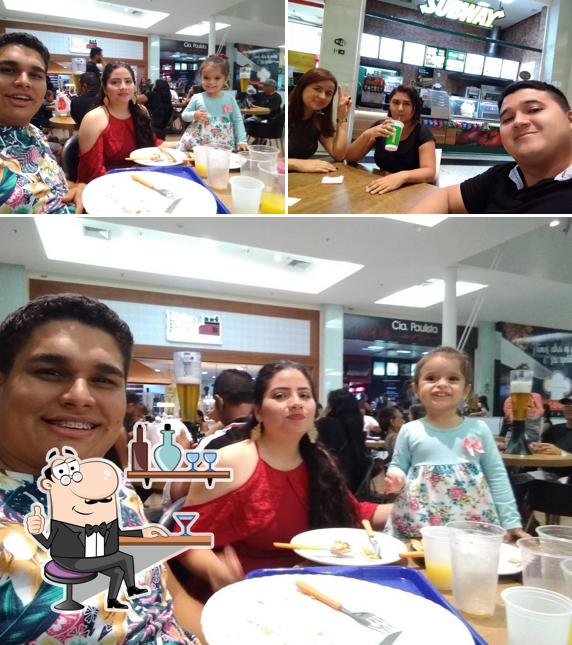 Veja imagens do interior do Bob's Burgers - Shopping Parque Belém