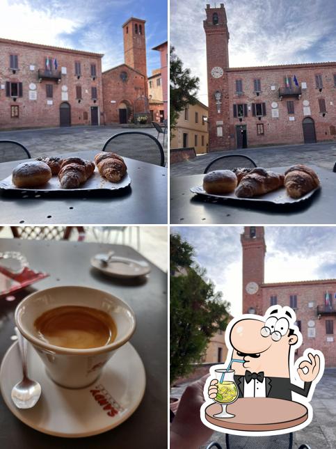 La foto di bevanda e cibo da Caffé Sandy