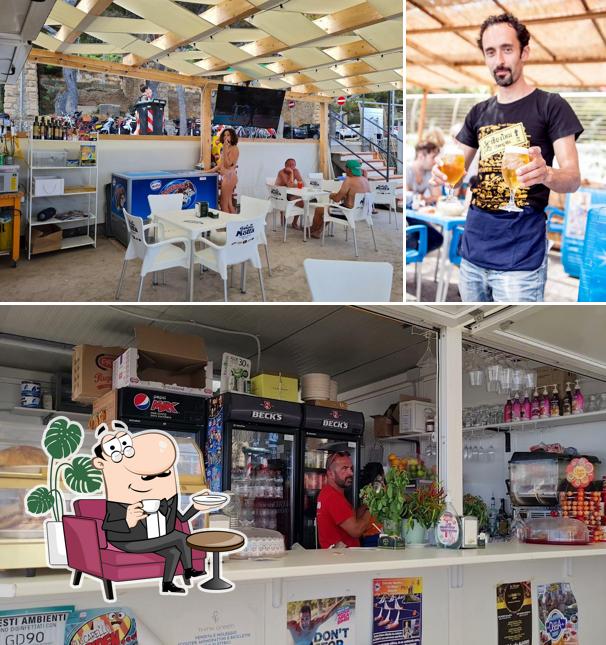 Gli interni di Bar Alassio Ultima Spiaggia 2018