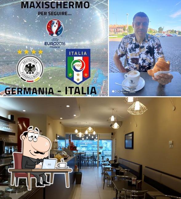 Siediti a un tavolo di Modá Lounge Bar