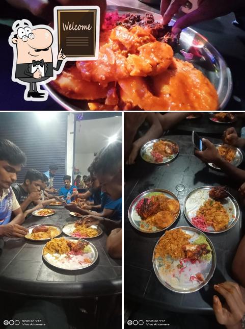 Look at this photo of Fayis thattukada