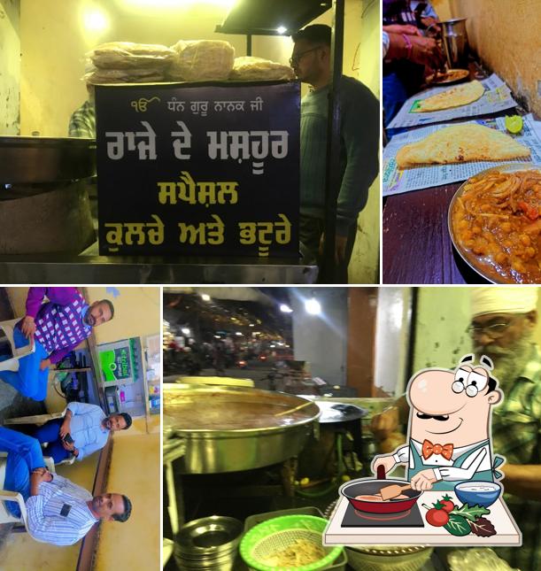 Chicken curry at Raje De Mashoor Special Kulche And Bhature