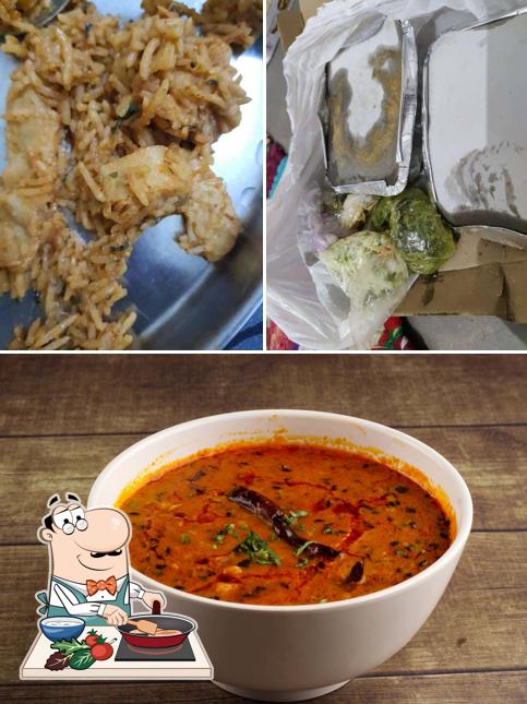 Chicken curry at Sunny's Vegetarian and Soya Chaap