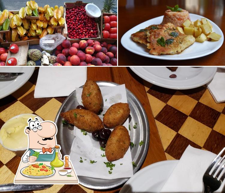 Comida em Vinícius Bar
