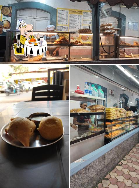 Meals at Gujarat Sweet Mart