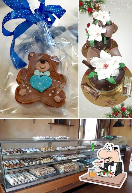 Platti al Pasticceria Manco Di Manco Rosario