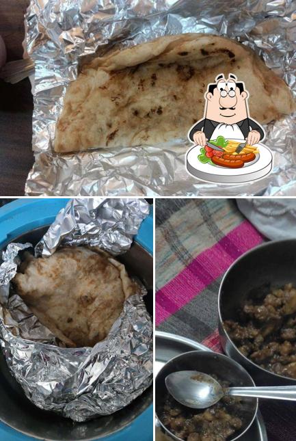 Food at Ahuja Chana Bhatura