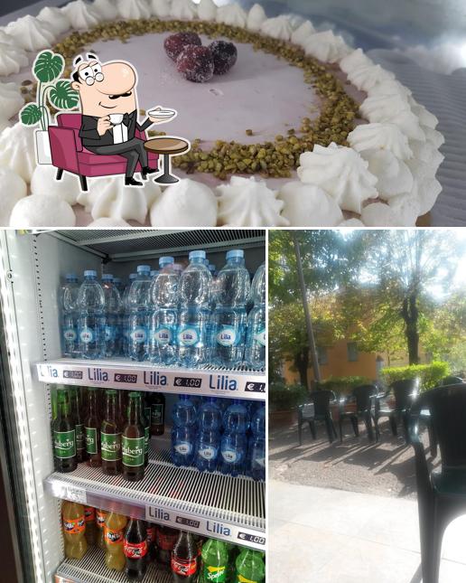 La interni e cibo del ristorante
