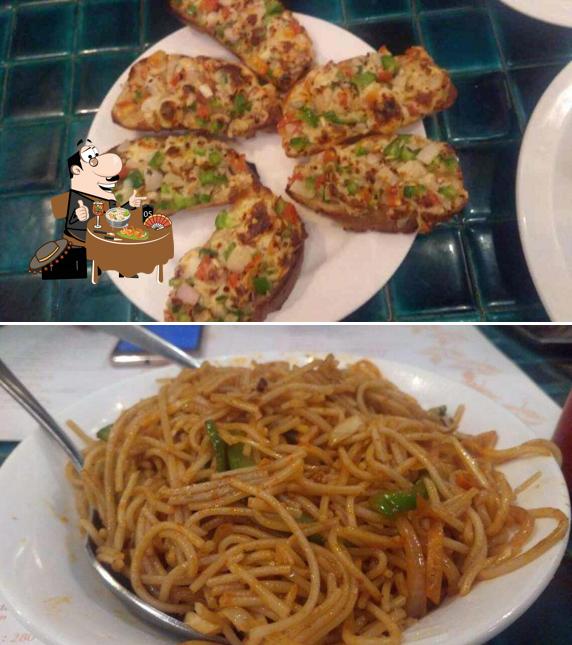 Food at Indian Spice