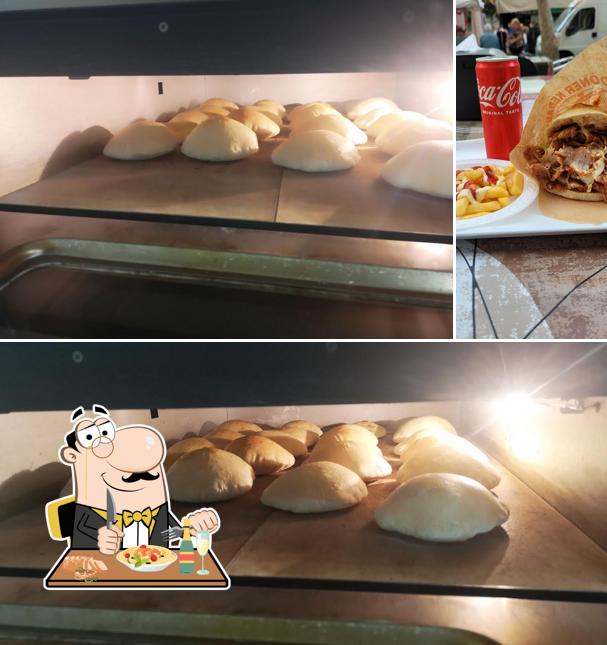 Panino con maiale stirato al Kashmir
